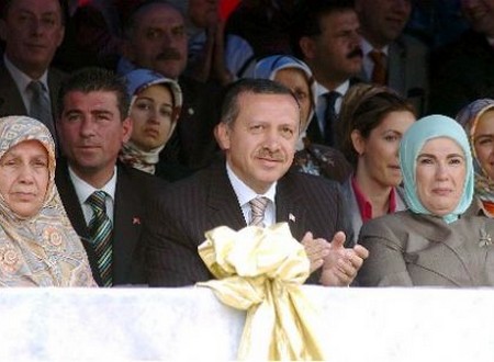 Başbakan ve Annesi Tenzile Erdoğan 11