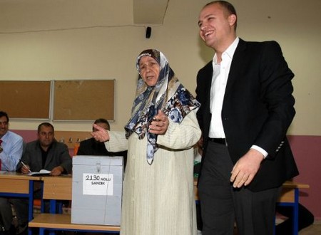 Başbakan ve Annesi Tenzile Erdoğan 30