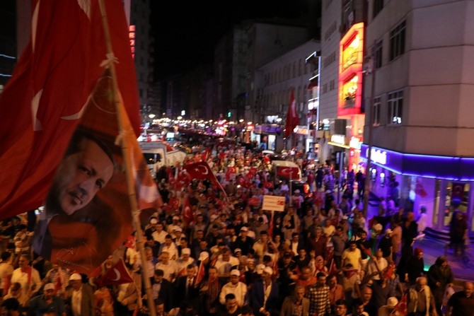 Rize'de 15 Temmuz Demokrasi Yürüyüşü düzenlendi 39