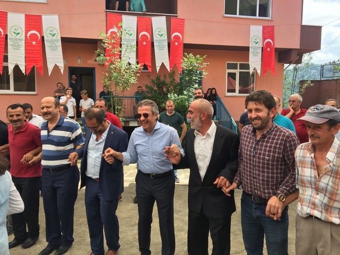 Rize'de 6. Geleneksel Sütlüce Festivali Düzenlendi 14