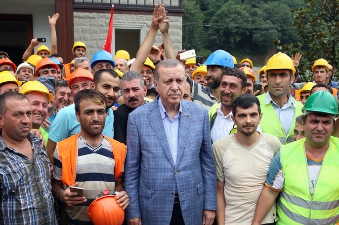 Cumhurbaşkanı Erdoğan Rize'de İncelemede Bulundu 4
