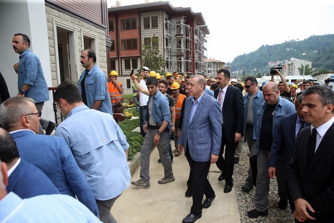 Cumhurbaşkanı Erdoğan Rize'de İncelemede Bulundu 6