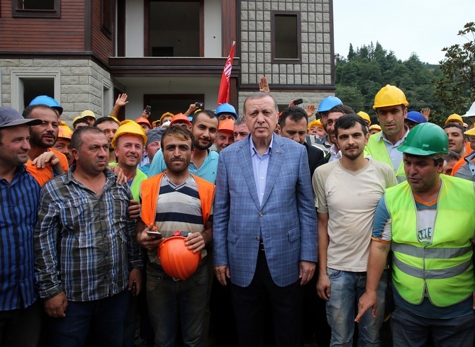 Cumhurbaşkanı Erdoğan Rize'de İncelemede Bulundu 9