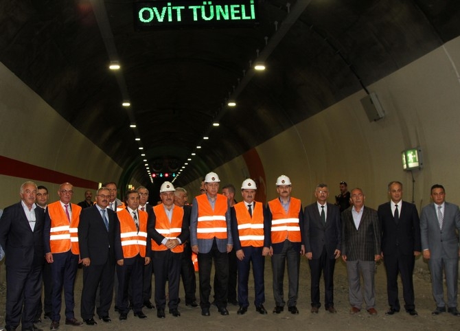 Cumhurbaşkanı Erdoğan Ovit Tüneli'nde İncelemelerde Bulundu 2
