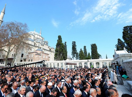 Erdoğan Annesini Böyle Uğurladı 119