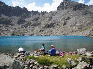 Kaçkar Dağlarının zirvesinde "Buzul Gölü" keyfi