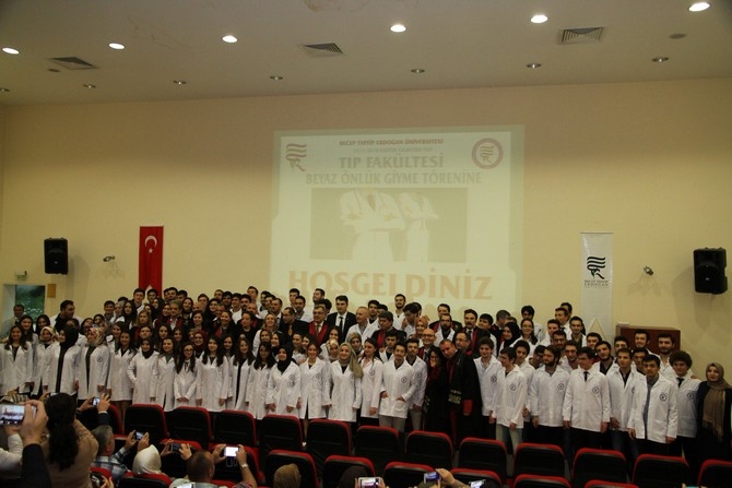 RTEÜ'nün doktor adayları beyaz önlük giydi 48