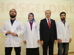 RTEÜ'nün doktor adayları beyaz önlük giydi