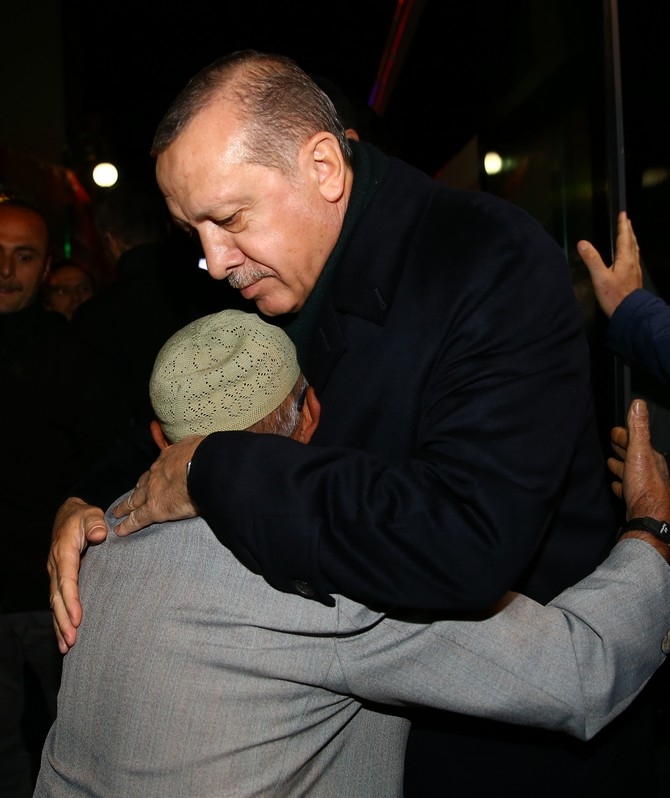 Cumhurbaşkanı Erdoğan, Baba Ocağı Güneysu'da 14