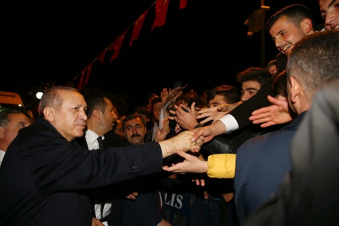 Cumhurbaşkanı Erdoğan, Baba Ocağı Güneysu'da 16