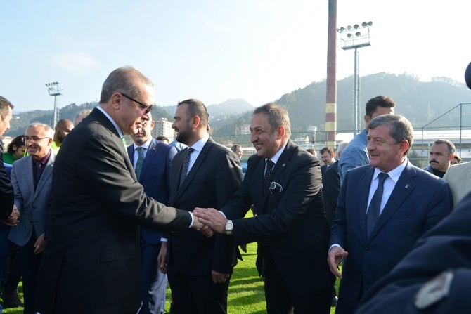 Cumhurbaşkanı Erdoğan, Çaykur Rizespor Kulübünü Ziyaret Etti 5