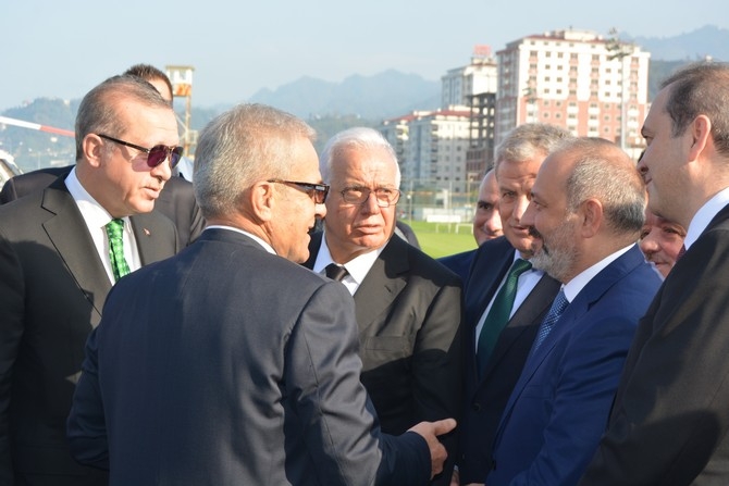 Cumhurbaşkanı Erdoğan, Çaykur Rizespor Kulübünü Ziyaret Etti 6