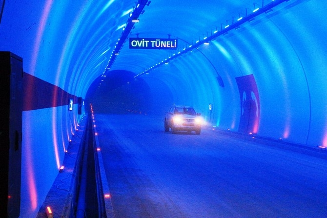 Ovit Tüneli Kontrollü Olarak Ulaşıma Açıldı 10