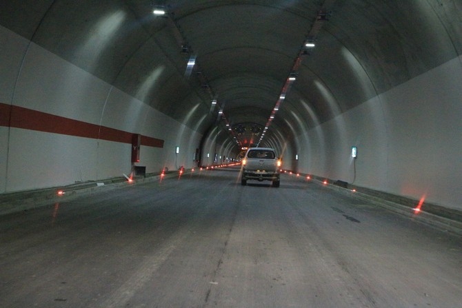 Ovit Tüneli Kontrollü Olarak Ulaşıma Açıldı 11