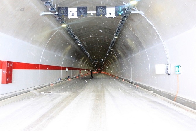 Ovit Tüneli Kontrollü Olarak Ulaşıma Açıldı 12