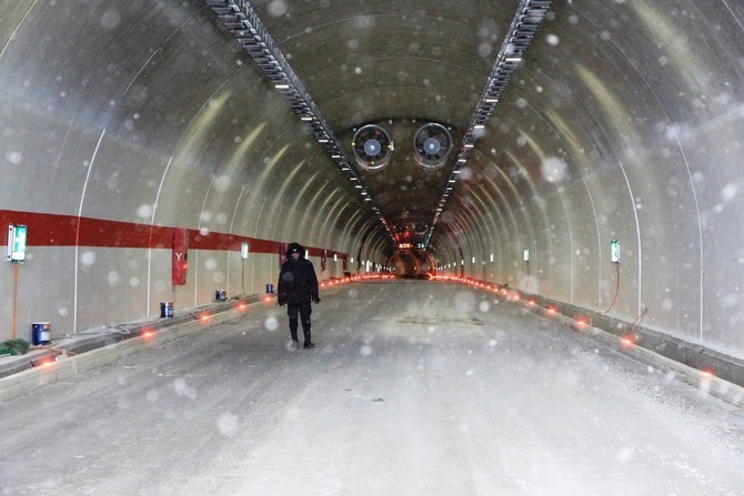 Ovit Tüneli Kontrollü Olarak Ulaşıma Açıldı 13