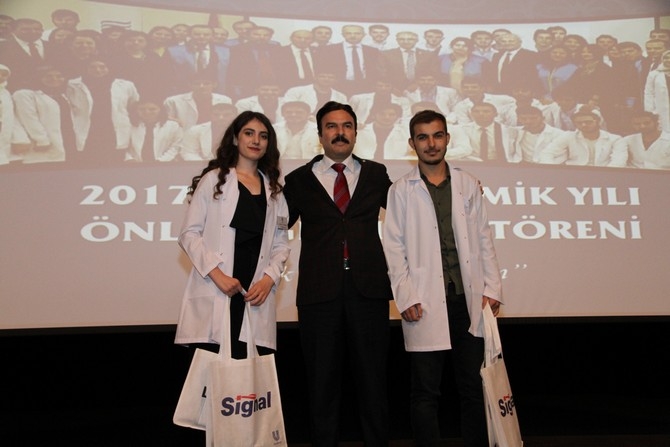 RTEÜ Diş Hekimliği Fakültesi Öğrencileri Önlüklerini Giydi 16