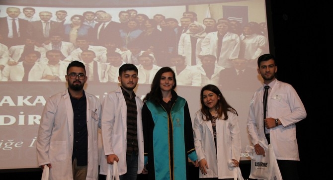 RTEÜ Diş Hekimliği Fakültesi Öğrencileri Önlüklerini Giydi 27