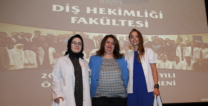 RTEÜ Diş Hekimliği Fakültesi Öğrencileri Önlüklerini Giydi 4