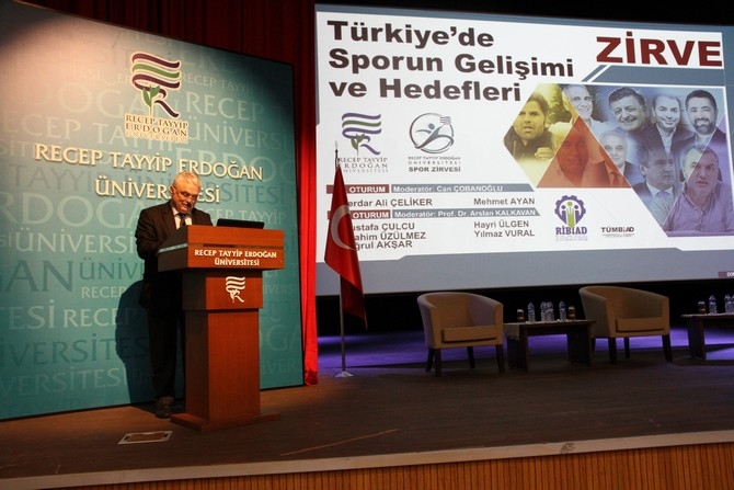 RTEÜ'de Spor Zirvesi Gerçekleştirildi 12