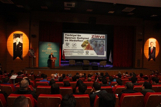 RTEÜ'de Spor Zirvesi Gerçekleştirildi 17