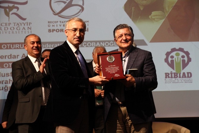 RTEÜ'de Spor Zirvesi Gerçekleştirildi 42