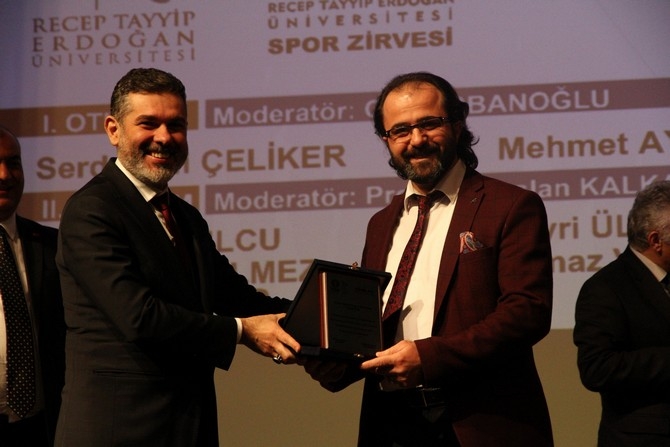 RTEÜ'de Spor Zirvesi Gerçekleştirildi 53