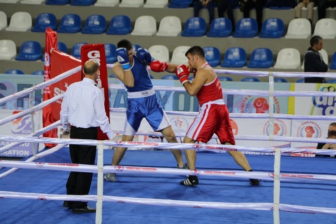 Türkiye Büyük Erkekler Boks Şampiyonası, Rize'de Başladı 11