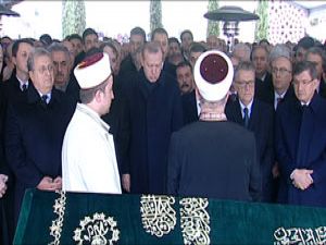 Mesut Yılmaz'ın Oğlu  Son Yolculuğuna Uğurlandı