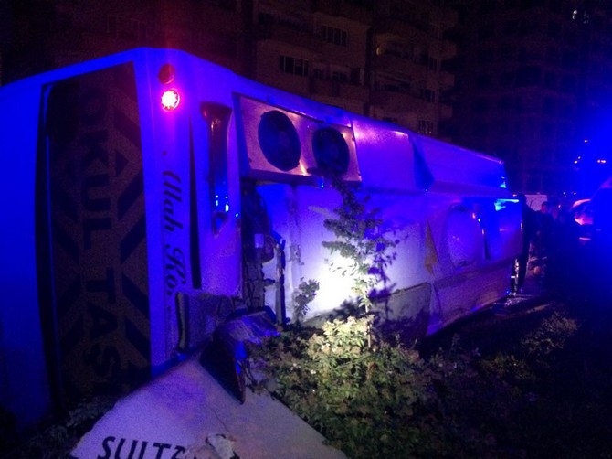 Rize'de Trafik Kazası 1'i Ağır 8 Yaralı 8