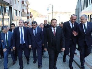 Bakan Osman Aşkın Bak Rize'de