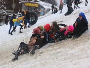 Ayder Kardan Adam Şenliği Sona Erdi