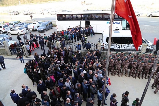 Rize'den Özel Harekat Polisleri Dualarla Afrin'e Uğurlandı 38