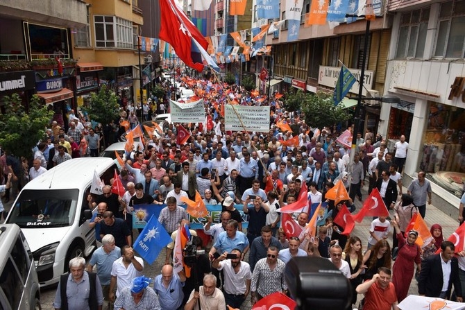 AK Parti Rize "Sevgi Yürüyüşü" Düzenledi 27