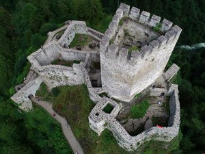 Zil Kale turistlerin ilgi odağı oldu