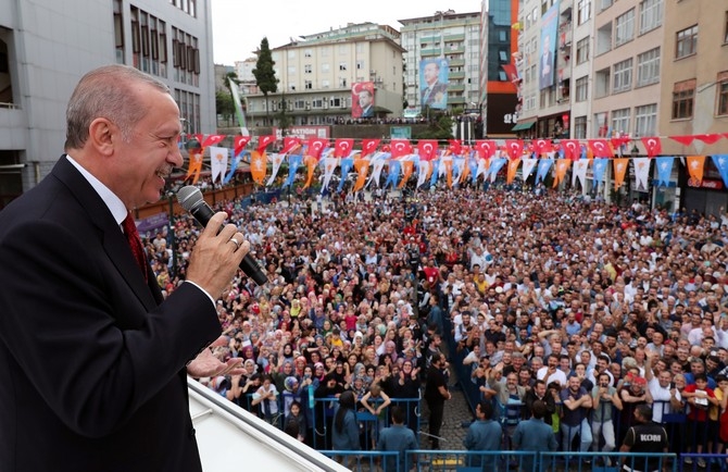 İlk Başkan Erdoğan Rize'de İlk Kez Hemşehrileriyle Buluştu 15