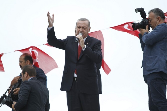 İlk Başkan Erdoğan Rize'de İlk Kez Hemşehrileriyle Buluştu 26