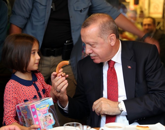 Erdoğan, Rize'de esnaf ziyaretlerinde 4