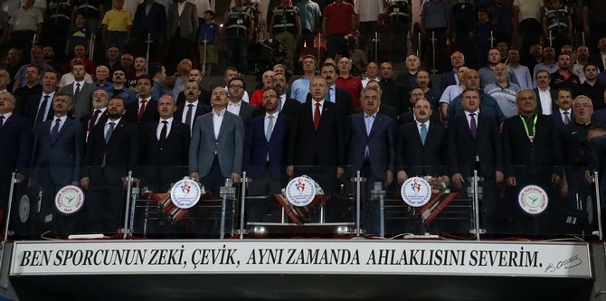 Erdoğan, Çaykur Rizespor - Kasımpaşa Maçını İzledi 11