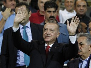 Erdoğan, Çaykur Rizespor - Kasımpaşa Maçını İzledi