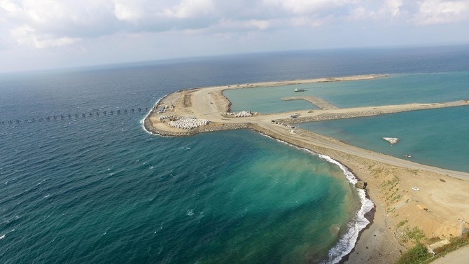 Rize-Artvin Havalimanı İnşaatında 30 Milyon Tonluk Deniz Dolgusu Yapıldı 20