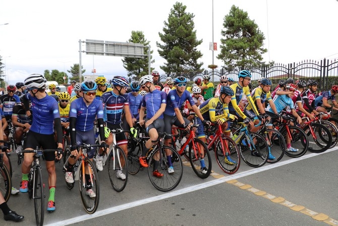 Uluslararası Karadeniz Bisiklet Turu Rize'de başladı 20