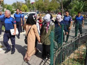 Osmaniye’den Gelip Adıyaman’da Dilenen 15 Şahıs Yakalandı