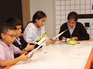 Öğrenciler, Bilimsel Etkinliklere Yoğun İlgi Gösteriyorlar