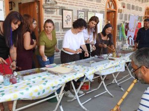 Şehzadeler Hem Usta Öğreticilerinden 7 Farklı Ülke Temsilcisine Uygulamalı Eğitim