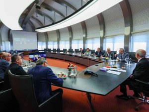 Kemal Kılıçdaroğlu, Chp’li Büyükşehir Belediye Başkanlarını Kabul Etti