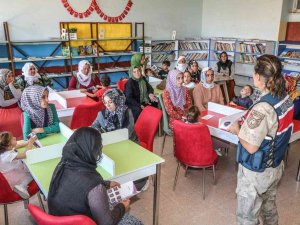 Siirt’te Jandarma Ekipleri “Kades” Uygulamasını Tanıttı