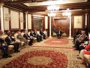 Dışişleri Bakanı Çavuşoğlu, Libya Başkanlık Konseyi Başkanı El-menfi‘yle Bir Araya Geldi