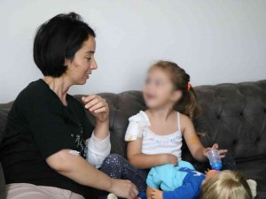 İ̇ki Köpeğin Saldırdığı Anne-kız Ucuz Kurtuldu