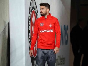 Fabio Borini, Son Anda Yedek Soyundu
